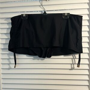 EUC Black Target Skort Swim Bottoms